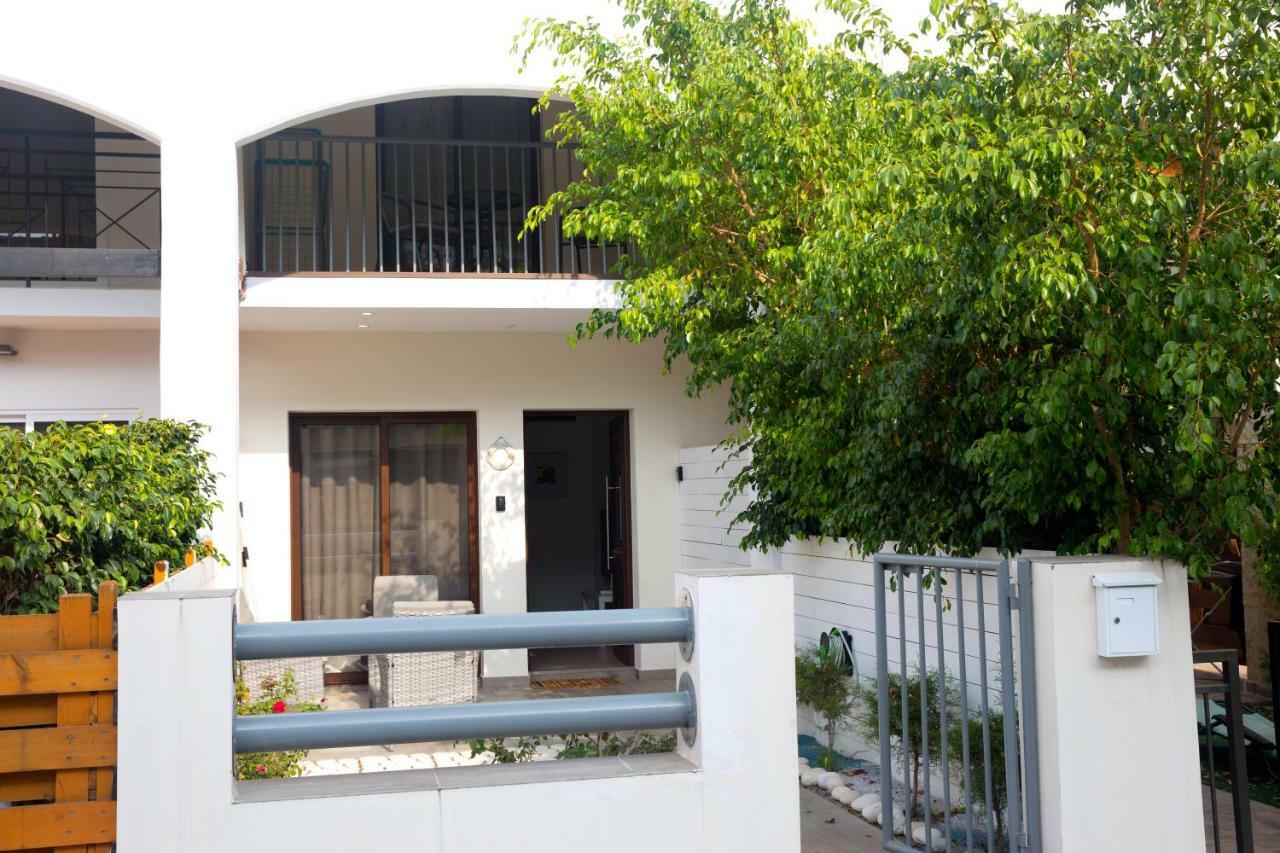 Galatex Beach Living By Trulycyprus Limassol Luaran gambar